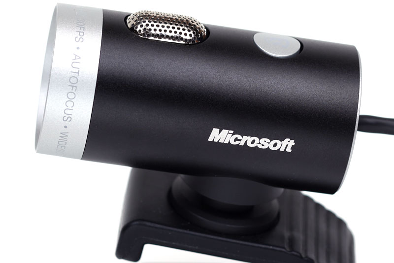 本体はアルミ製で高級感がある