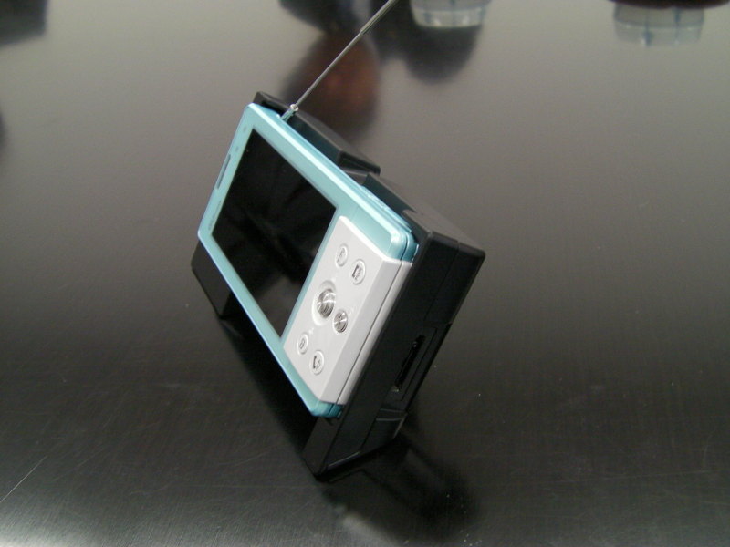 卓上ホルダにセットしたところ