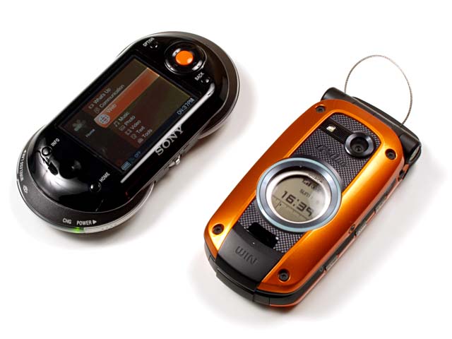 サイズはこんな感じ。軽く小さいので常時携帯可能。首にぶら下げてもOK!?