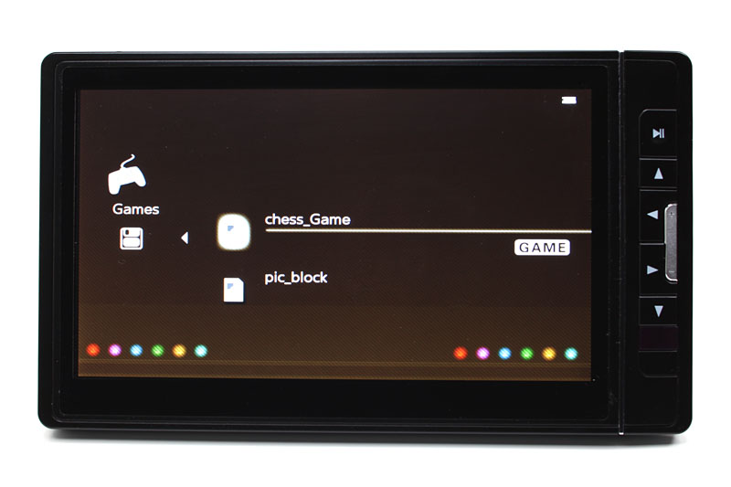 ゲームを2本内蔵。chess_gameとpic_blockだ