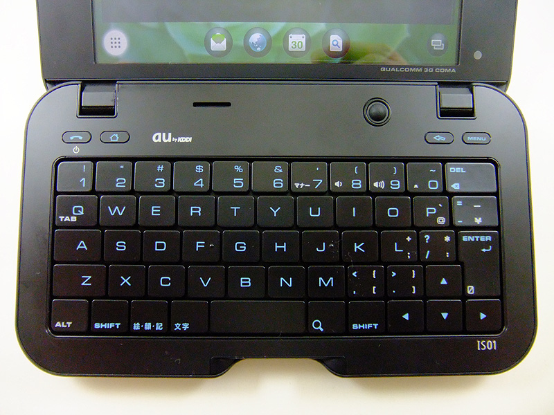 QWERTYキーを装備