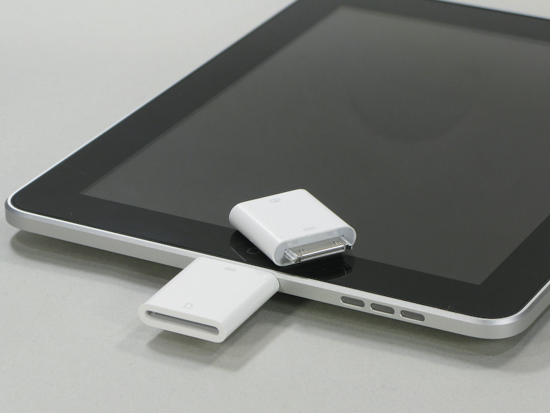 カメラキット。Dockコネクタに接続する