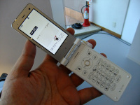 docomo STYLE series SH-08B　EMILIO PUCCI Amazon.co.jp: Sharp SH-08B Florence Purple Mobile Phone