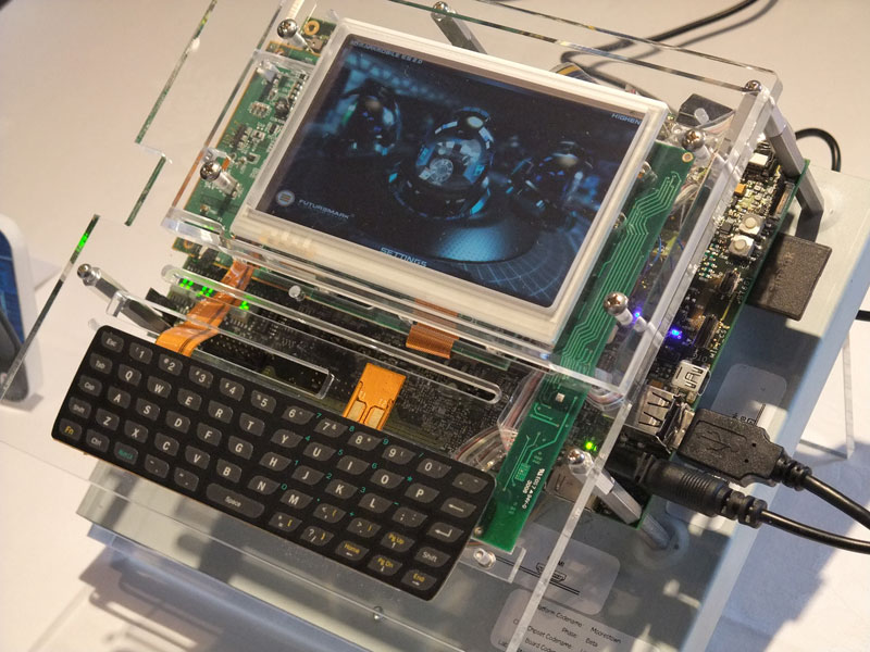 リファレンスボードでのデモも