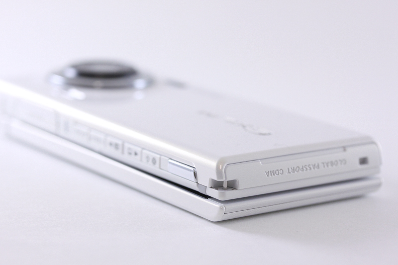 ストラップホール