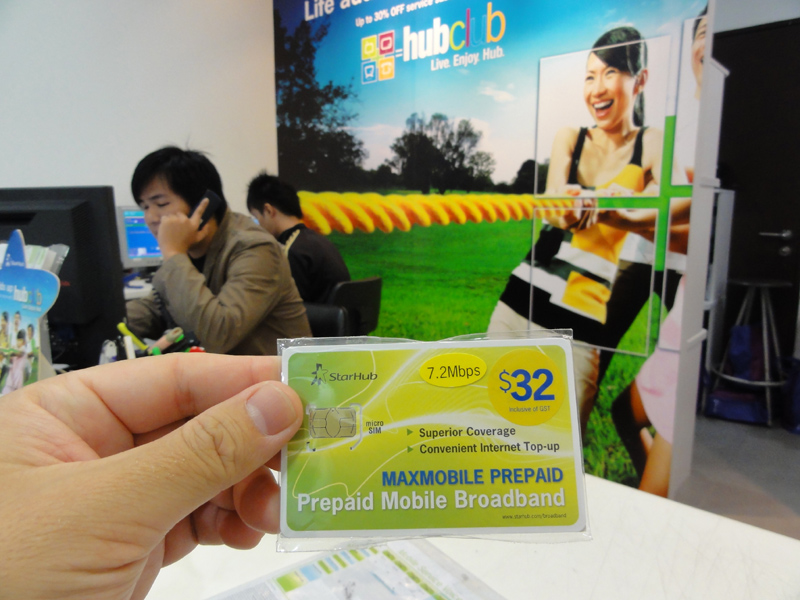 StarHubはちょっと高いが長期間使えるのが魅力