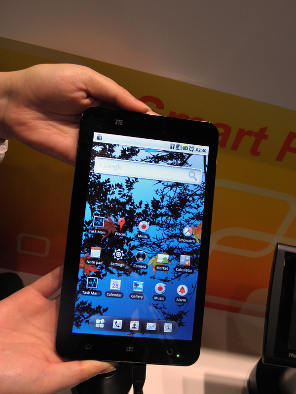 Android 2.1を採用したハイエンドタブレットの「V9」