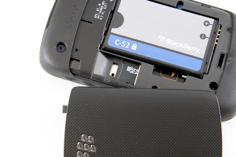 microSDメモリーカードスロット