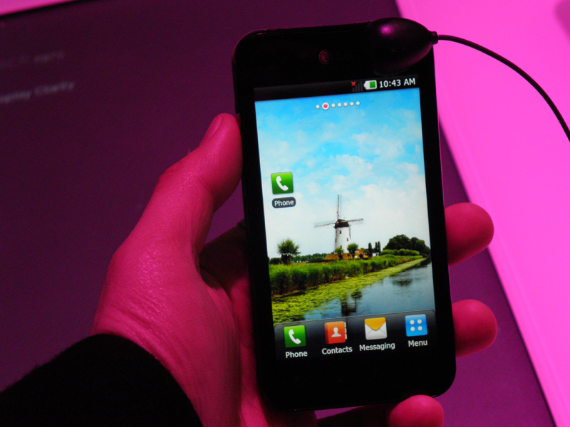 薄さを武器にする「Optimus Black」