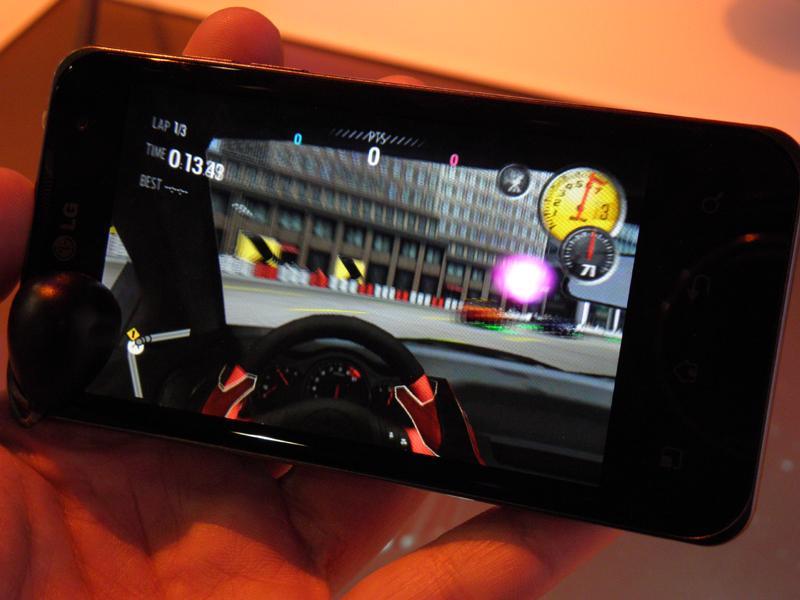 グラフィックに凝ったゲームも非常にスムーズに動く