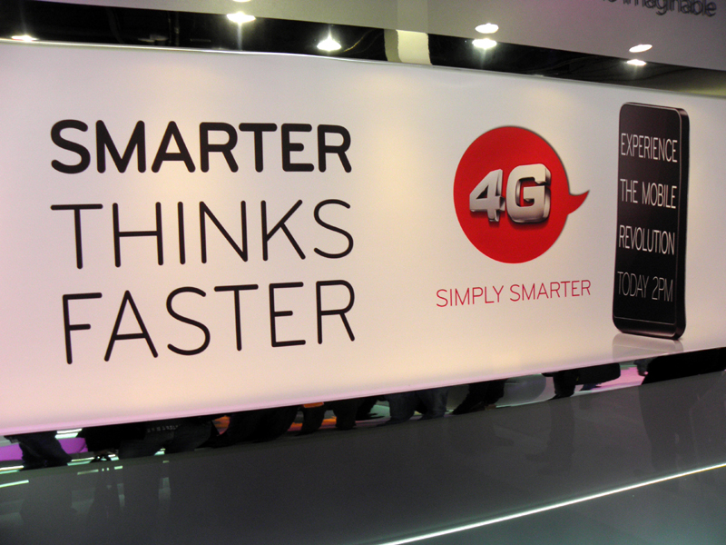 Verizonの発表前には、端末をお披露目する時間が告知されていた