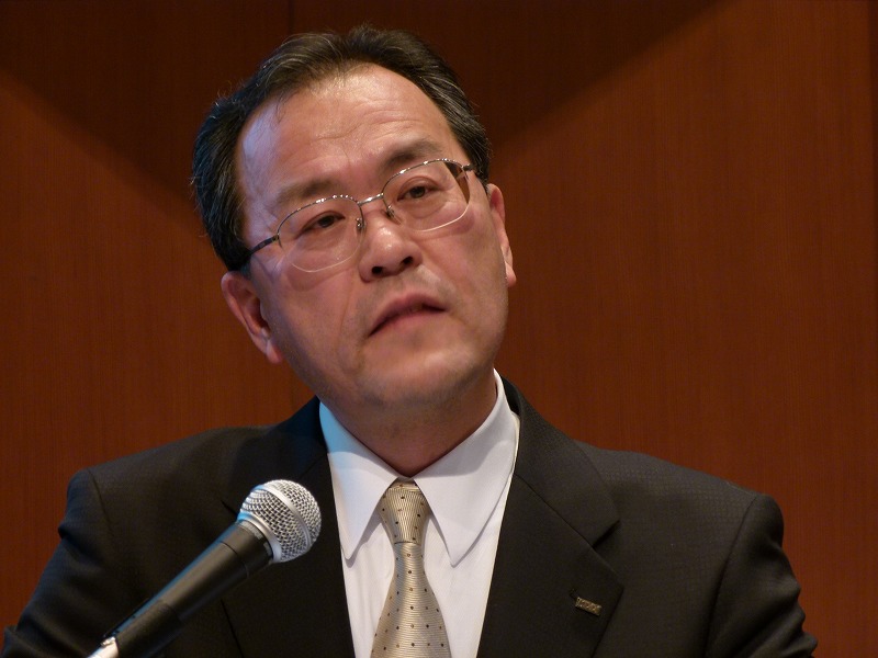 KDDIの田中孝司社長