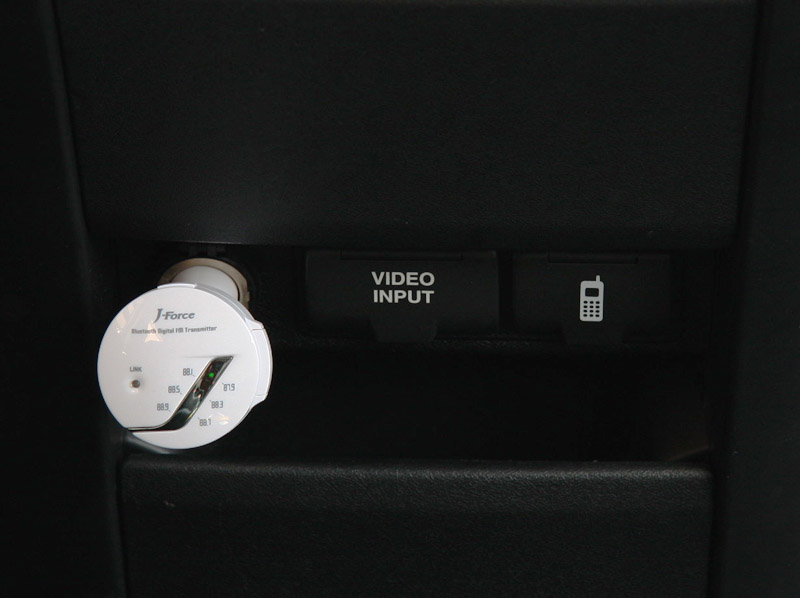 車内では特に外す必要もないので付けっぱなしにしている