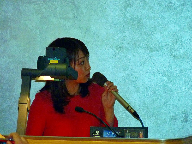 女子会なども主催する先行女子ユーザーとしての感想を披露した上野真紀子氏