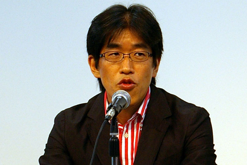 元官僚としての視点も交えた岸氏