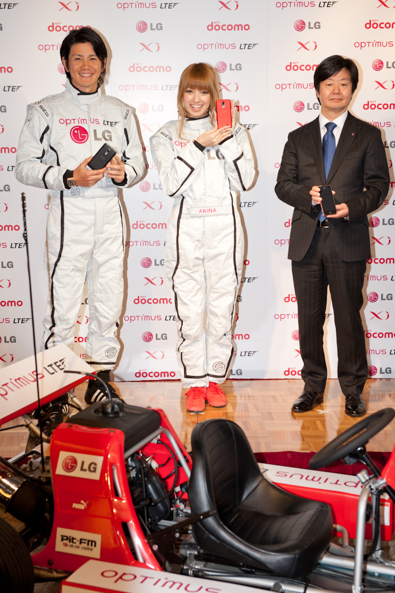 トークセッションの会場にはカートも展示された