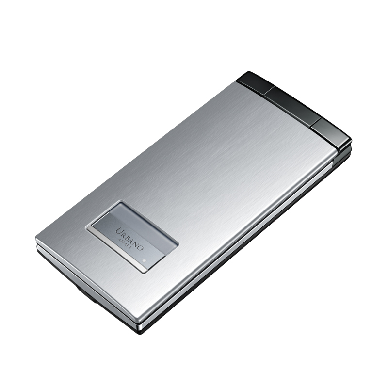 「URBANO AFFARE」 ソリッドシルバー