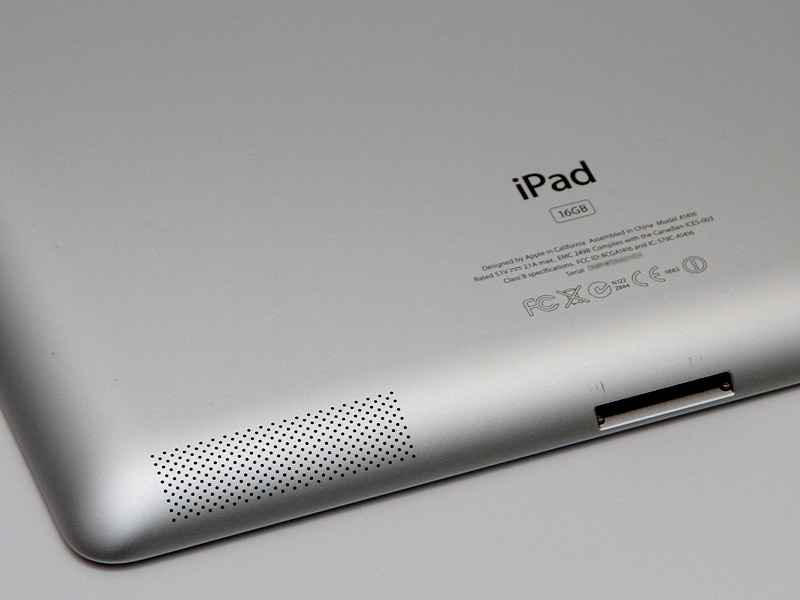 iPad内蔵スピーカーは背面設置ということもあり音に不満