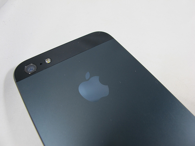 背面にはアップルのロゴ