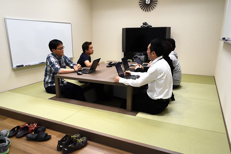 和室タイプのミーティングルームも用意されている