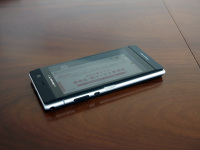 2画面でスマホ/タブレットの1台2役「MEDIAS W N-05E」 - ケータイ Watch