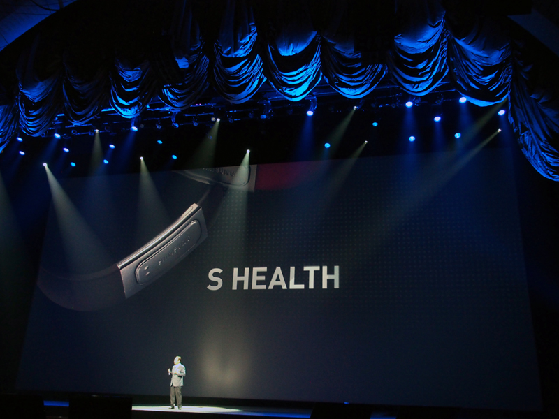 「S Translator」や「S Health」といった、新機能にも対応