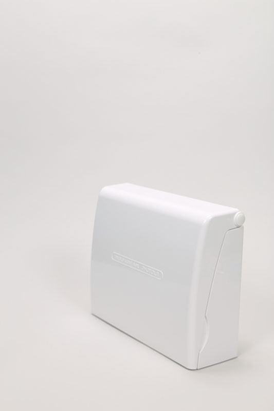 カバー部分はこのように段階的に開く。ラチェット機構で15度ごとに軽く止まり、最大150度まで開く