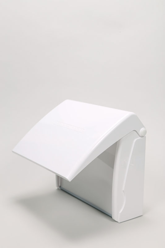 カバー部分はこのように段階的に開く。ラチェット機構で15度ごとに軽く止まり、最大150度まで開く