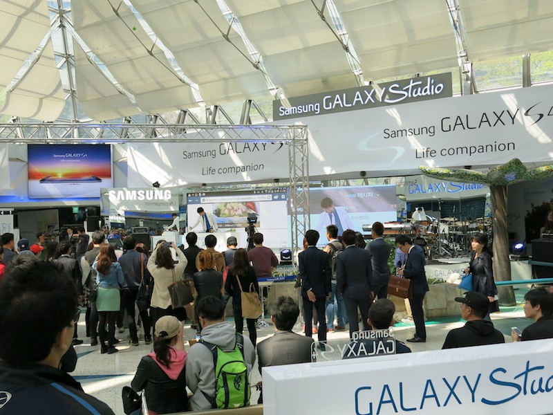 GALAXY Studioのステージ周辺