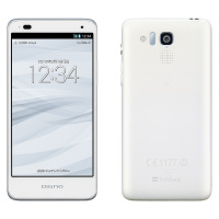 重さ94gの世界最軽量防水スマホ、京セラ製「DIGNO R 202K」 - ケータイ