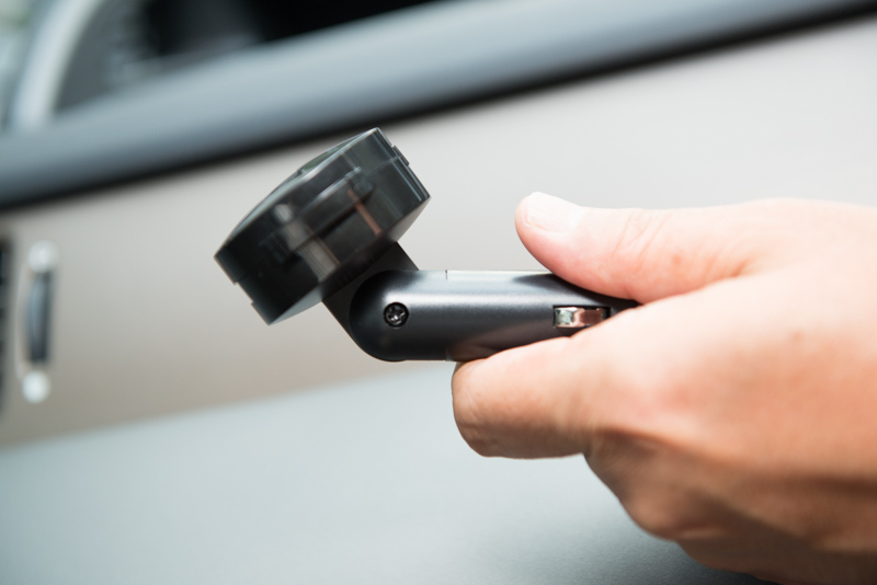 操作部は角度を変更できる