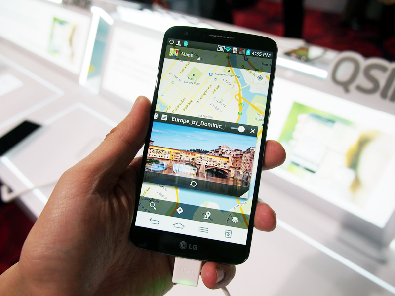 画面メモをボタン一発で残せる「Qメモ」や、ミニアプリを画面に重ねて表示できる「Qスライド」も搭載されている