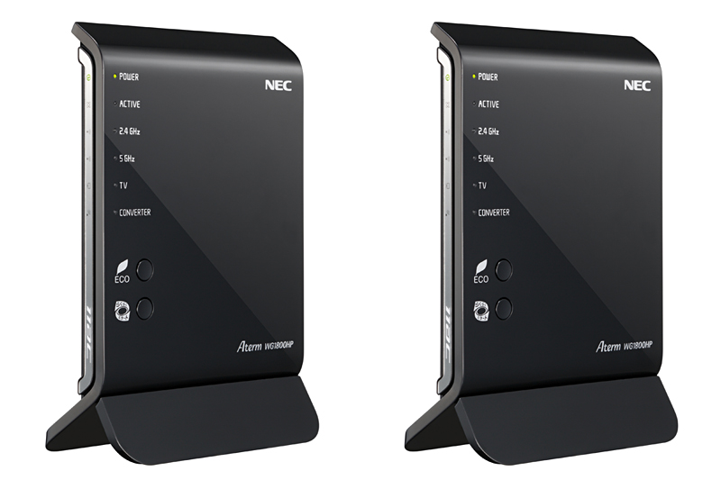 こちらはNECアクセステクニカの「AtermWG1800HP」（の2台のセットモデルのイーサーネットコンバータセット）。このWi-Fiルータにリプレイスする予定。