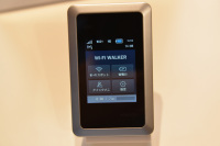 auで「WiMAX2+」モバイルルーター、セット割引も - ケータイ Watch