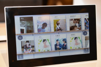 防水対応、地デジを観賞できる「フォトパネル 06」 - ケータイ Watch