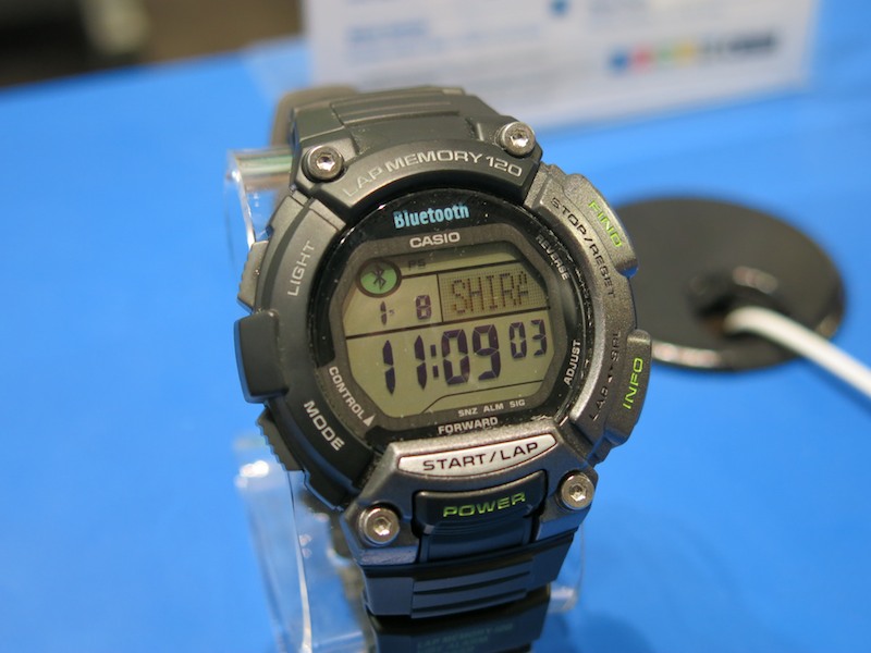 メールの受信通知では送信者の名前が表示された