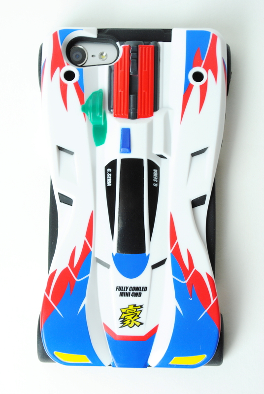 一見ケースがカメラに映り込みそうだが、実際に使ってみると問題なく使用できた