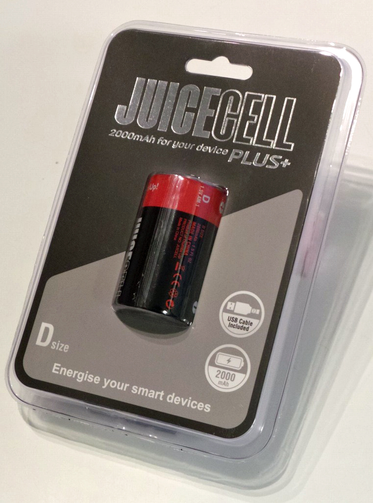 JUICECELLは単一乾電池スタイルのUSBモバイルバッテリーだ