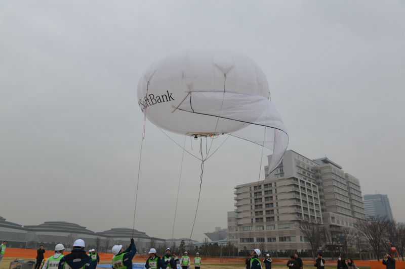 おもりを外し、再び上空へ