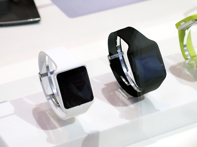 4色のカラーバリエーションを用意する