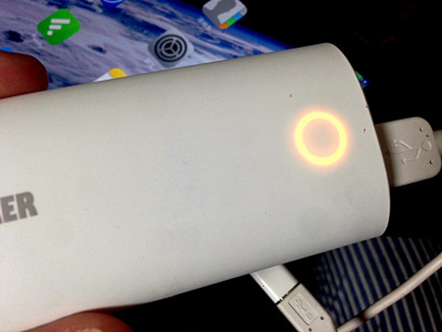 PowerIQ搭載でストレスフリーな小型モバイルバッテリー「Astro