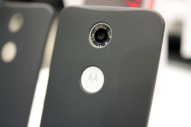 ポリカーボネート製のラバーケースfor Nexus 6／2880円（税込）