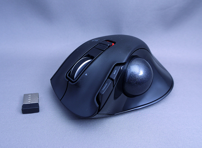 トラックボール界期待の新星「EX-Gトラックボール M-XT1DRBK」