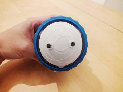 OLLIE オーリー ios アンドロイド対応 ジャンプやドリフトも自由自在！ スマホで制御する「Ollie