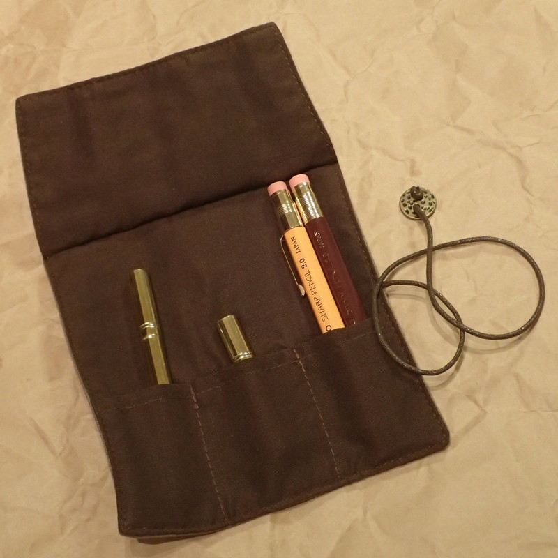 シャープペンシル2.0の全ての関連オプションを収納できるロールペンケース