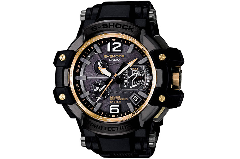 こちらはカシオのGPSハイブリッド電波ソーラータイプの「G-SHOCK」のひとつ。タフだわ電池交換も時刻合わせもほとんど不要だわで、8万円くらいから購入可能。