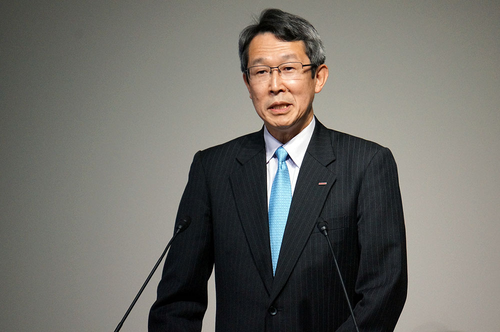 説明を行ったNTTドコモ取締役常務執行役員　ネットワーク部長の大松澤 清博氏