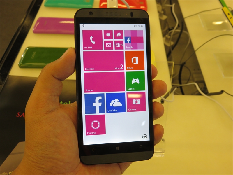 Windows Phone 8.1搭載端末の「Ninja」