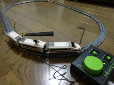 大人も驚くブロックの鉄道模型「ナノゲージ」 - ケータイ Watch Watch