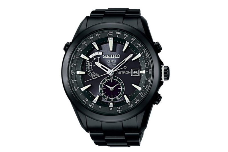 セイコーの「アストロン SBXA007」。ソーラー充電式のGPSウォッチで、GPS電波により時刻やタイムゾーンを合わせることができます。